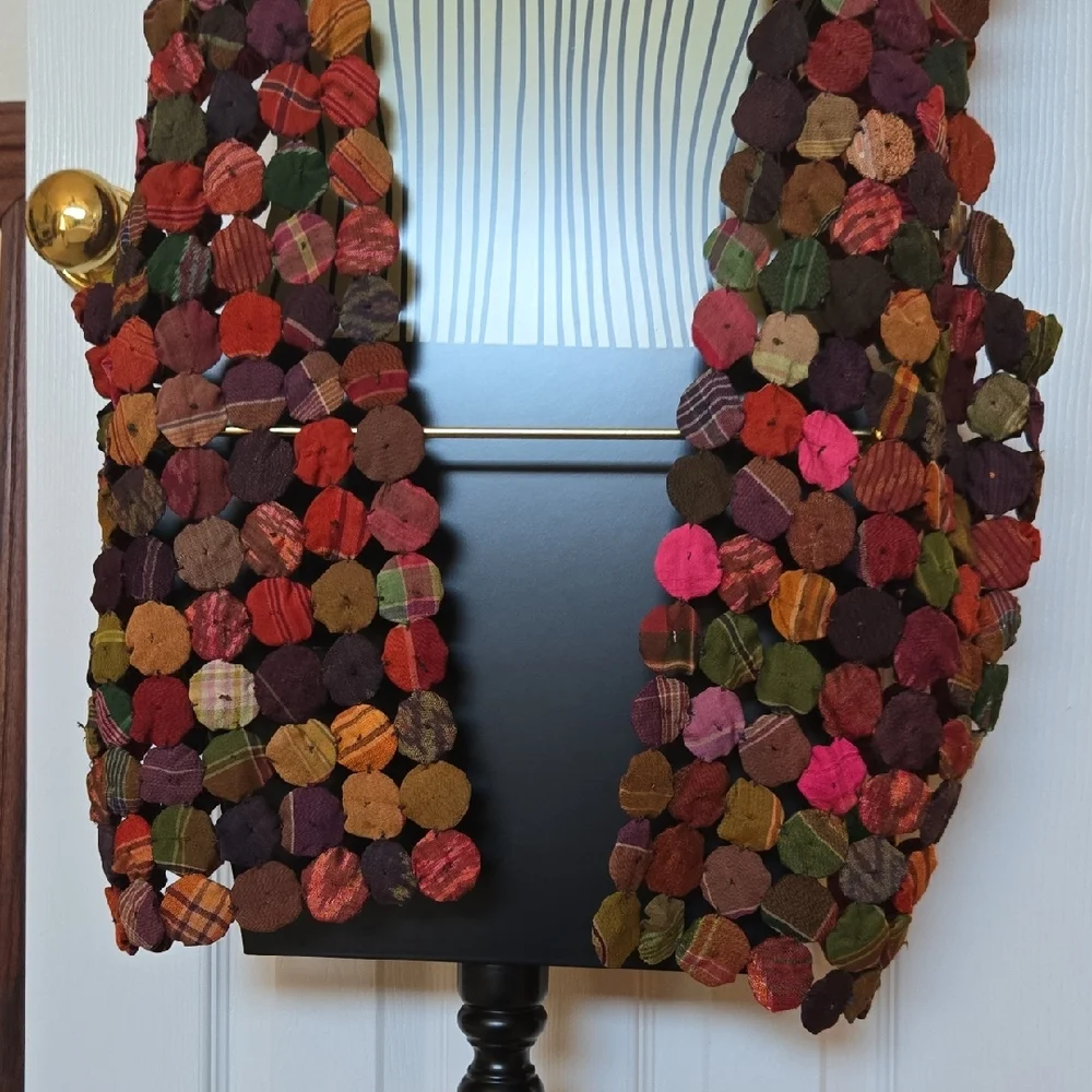 Colorful Floral Patterned Shawl - Picture 7 of 8